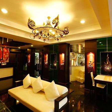 Mirth Sathorn Hotel Bangkok Kültér fotó