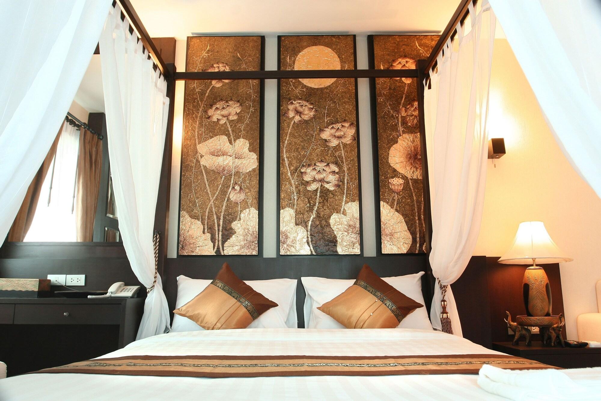Mirth Sathorn Hotel Bangkok Kültér fotó