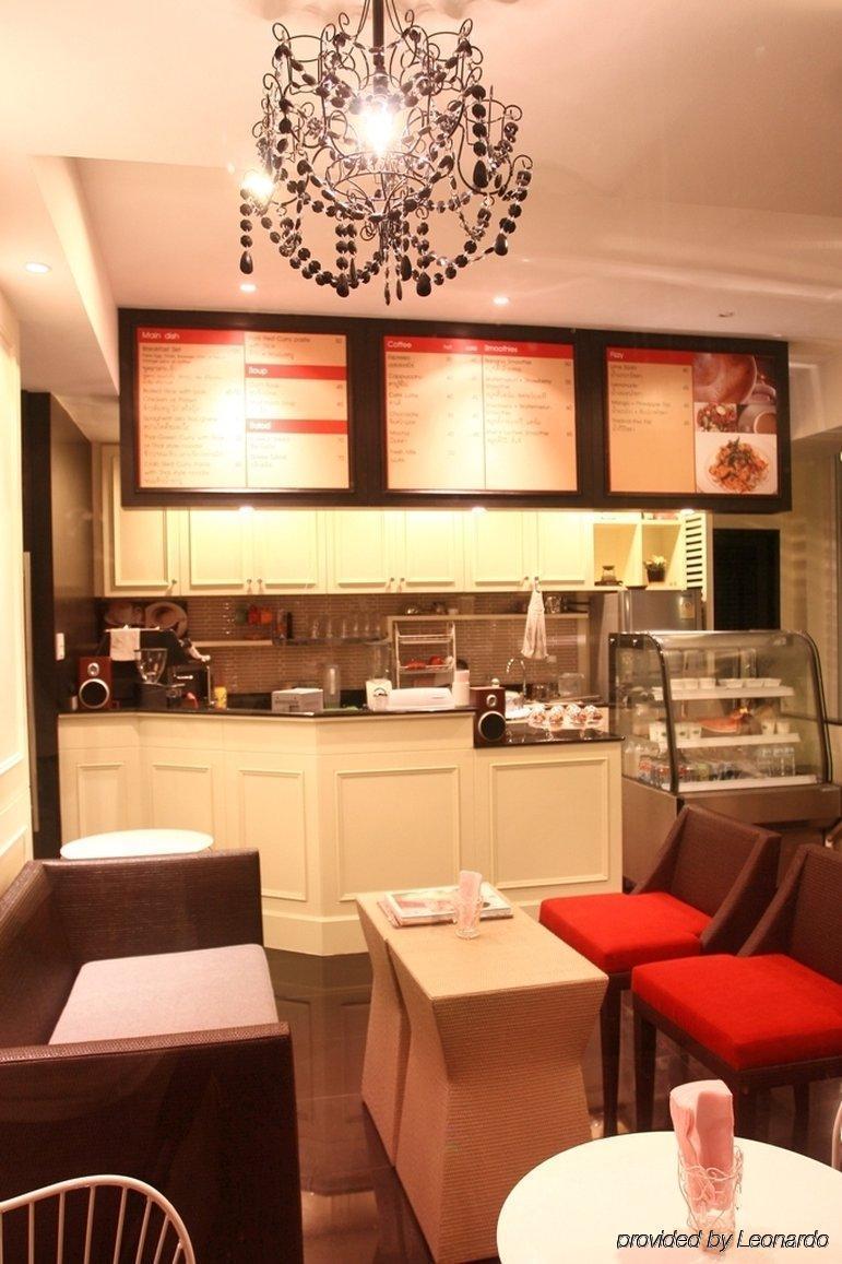 Mirth Sathorn Hotel Bangkok Kültér fotó